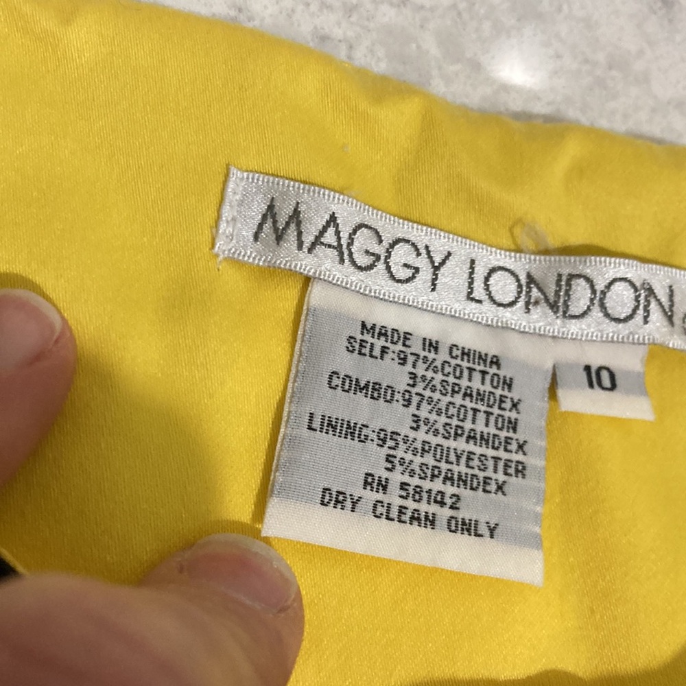 Maggy London sleeveless sheath dress - Picture 11 of 11